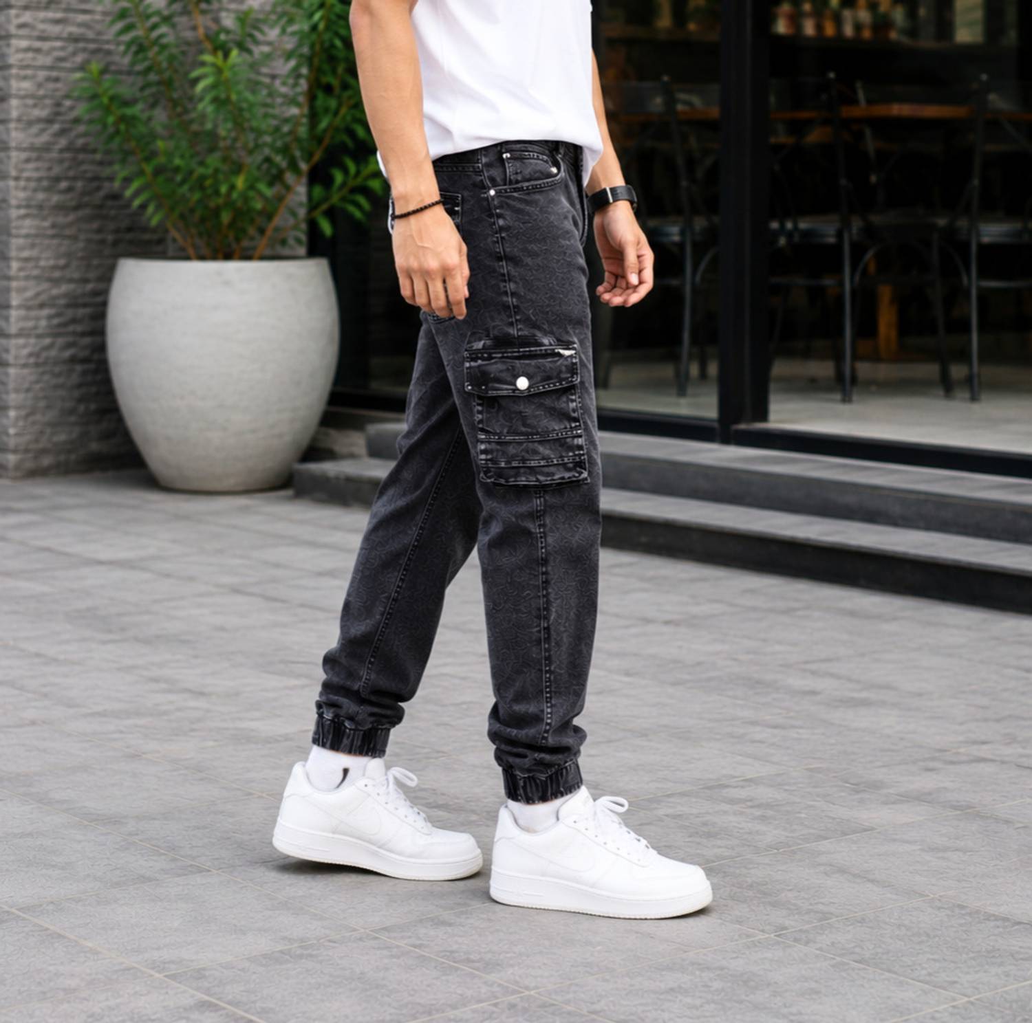 MAPRAHI1 Men Cargos - Image 1