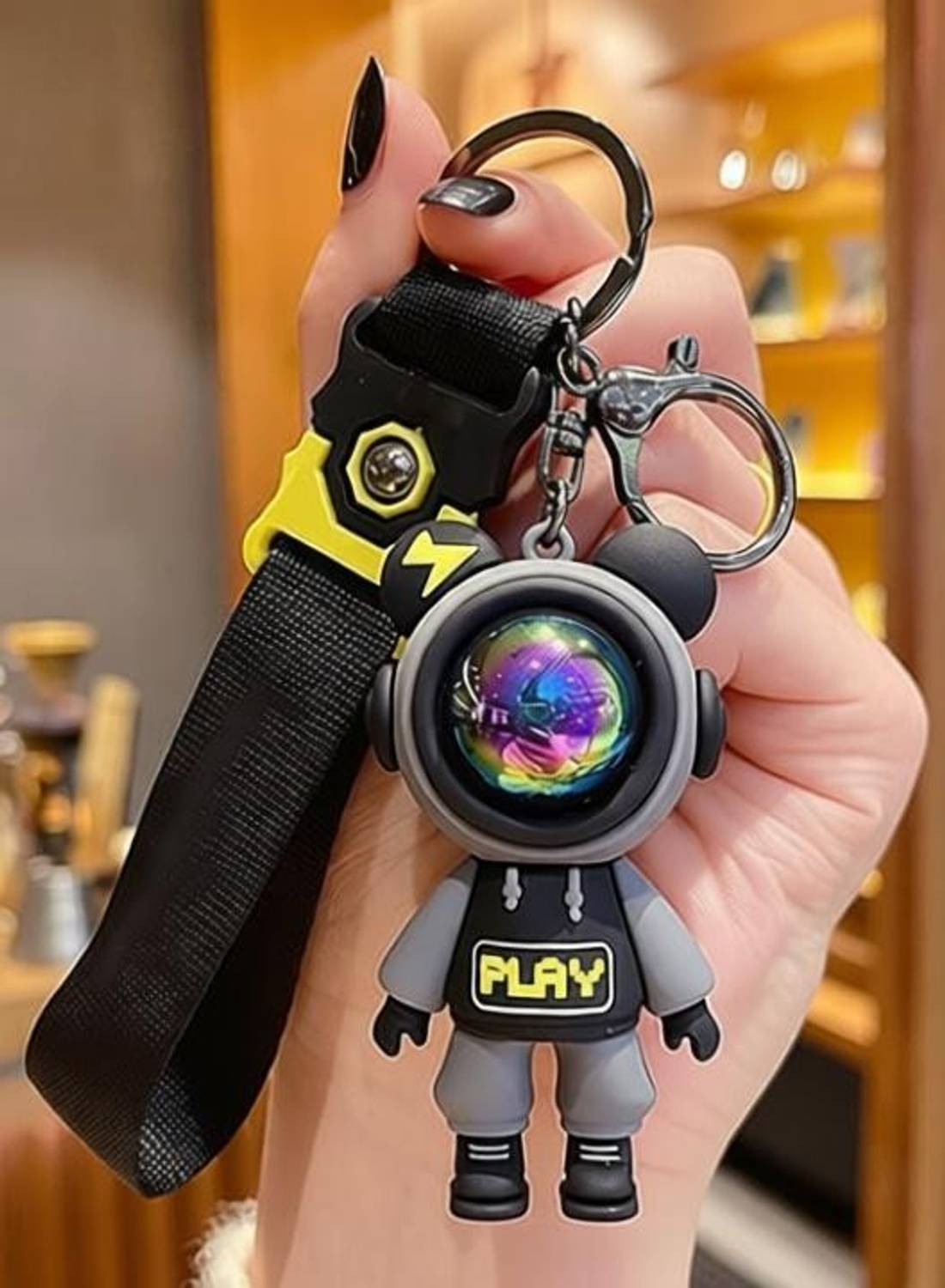 OTTAVO Space Astronaut Gray Keychain - Image 1