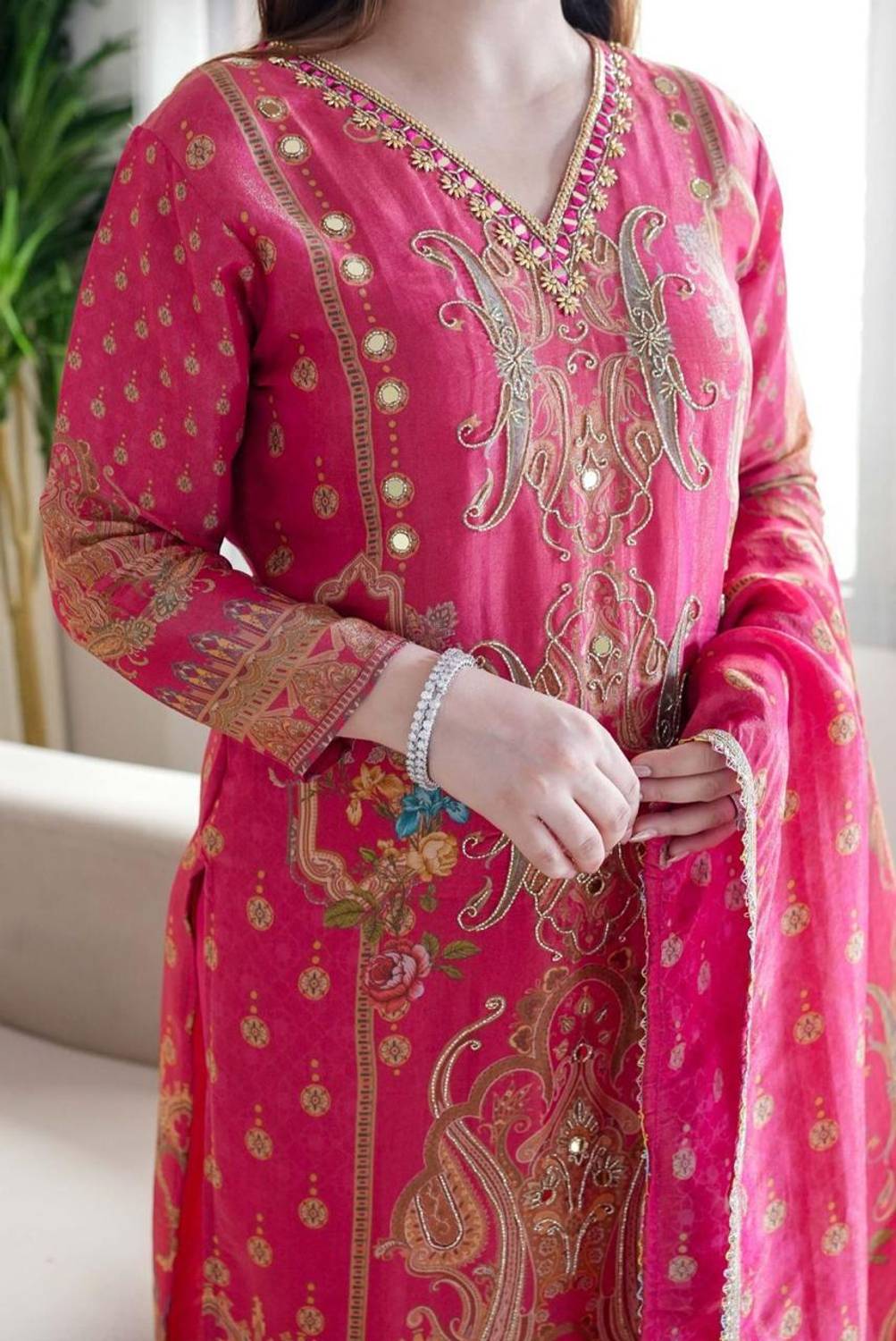 Angel western Embroidered Kurta Set - Image 2