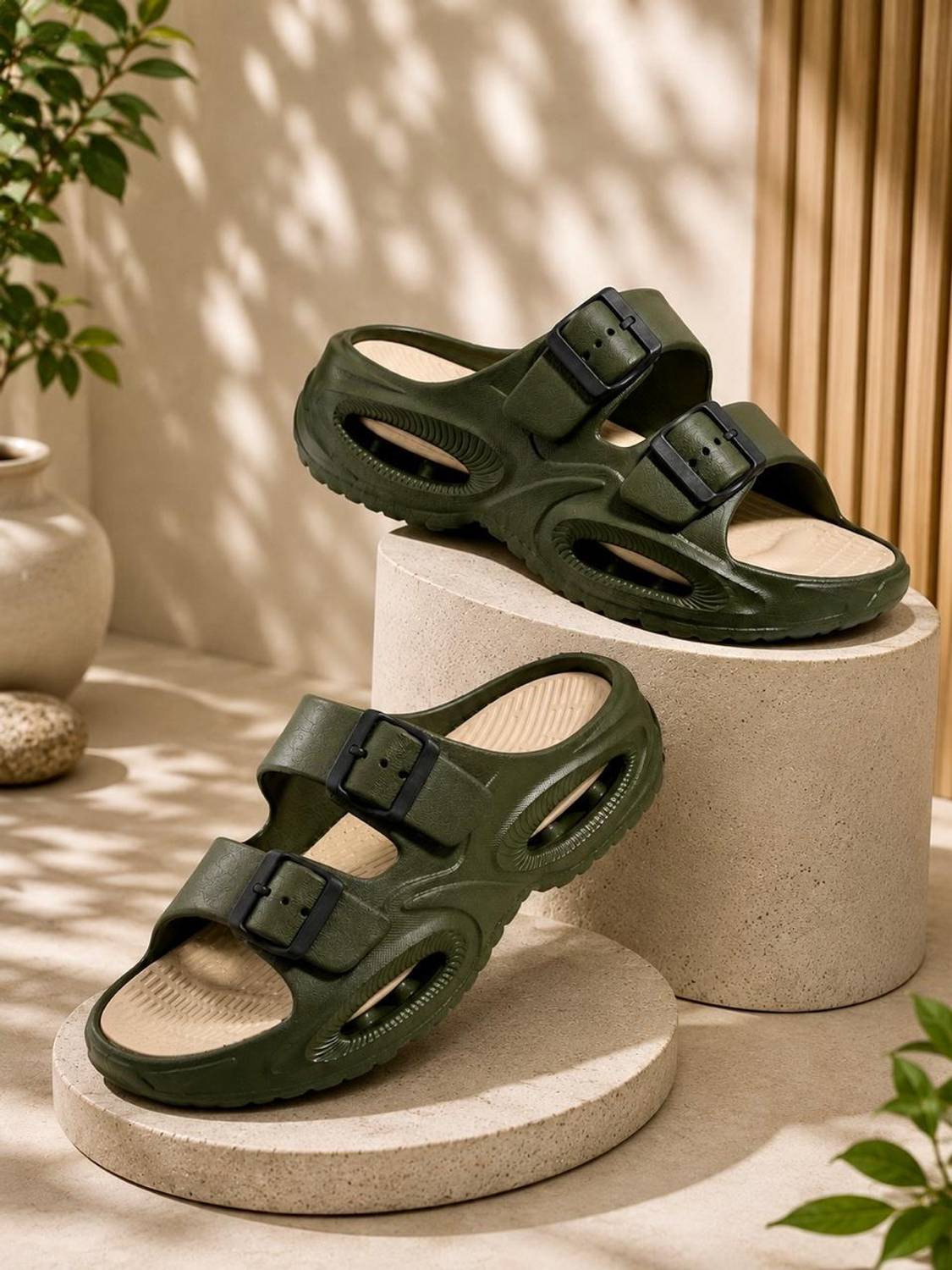 DUCKINS Men Flats - Image 1
