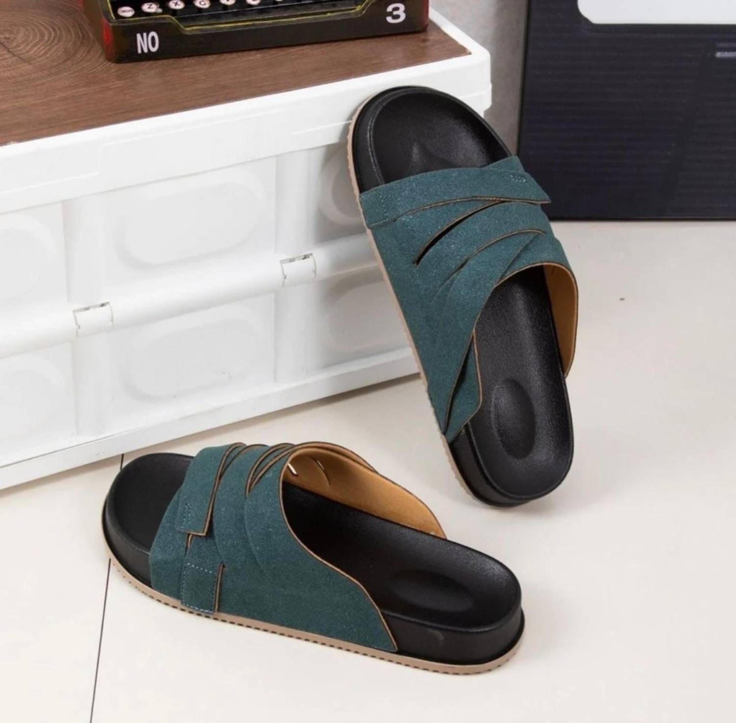 MOVE-EDGE Men Flats - Image 3