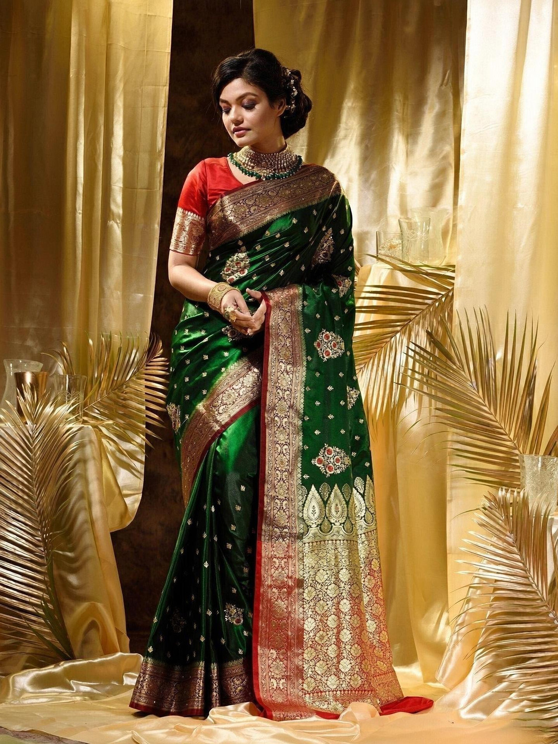 Kalapushpi Embroidered Banarasi Satin Saree