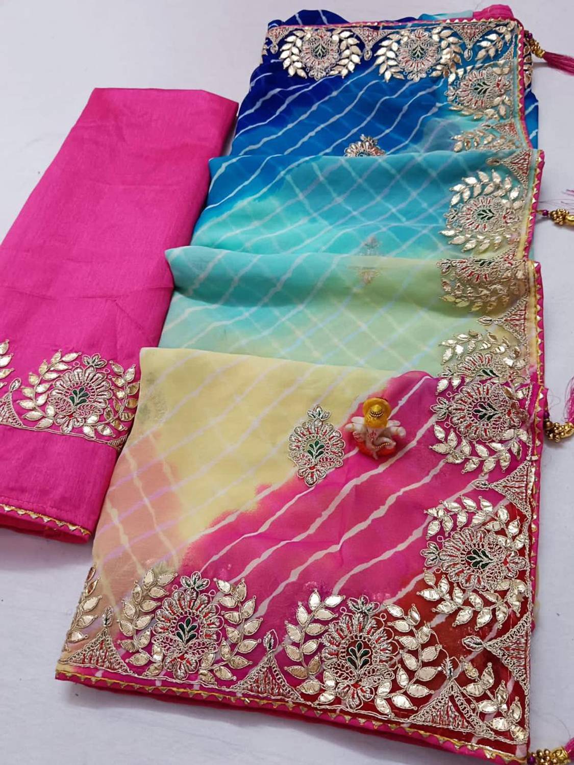 Arrizone Sarees Embroidered Georgette Saree - Image 3