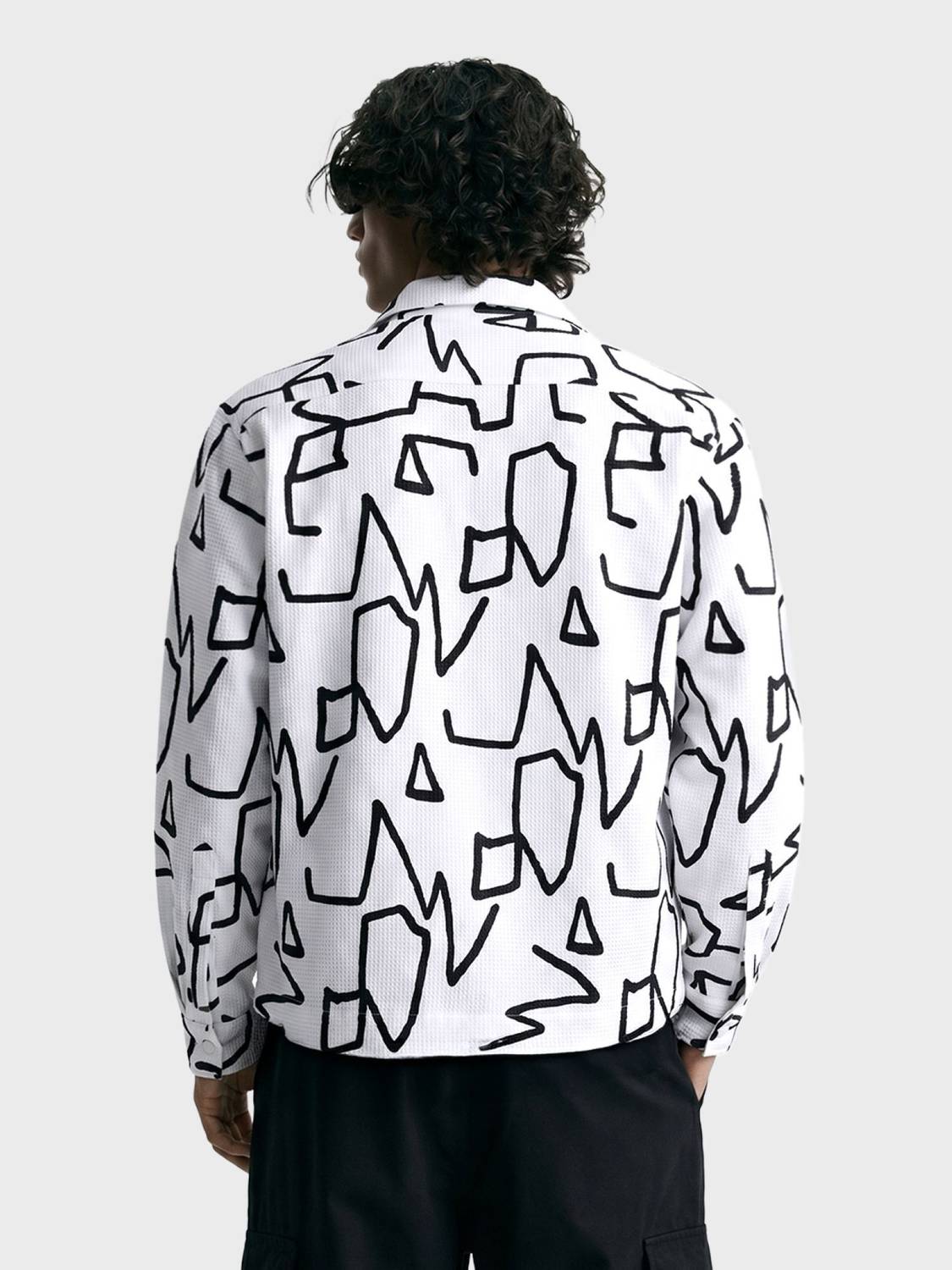 The Indian Garage Co. Men Printed Casual White Shirt - Image 4