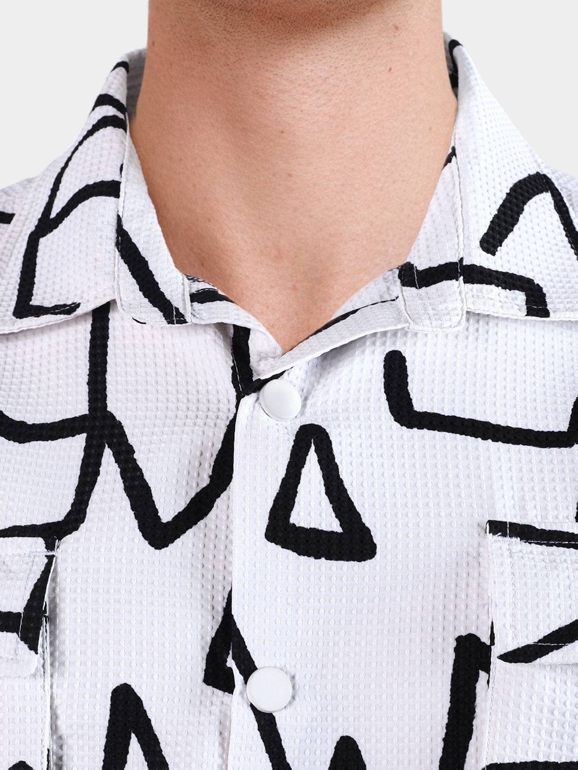 The Indian Garage Co. Men Printed Casual White Shirt - Image 3