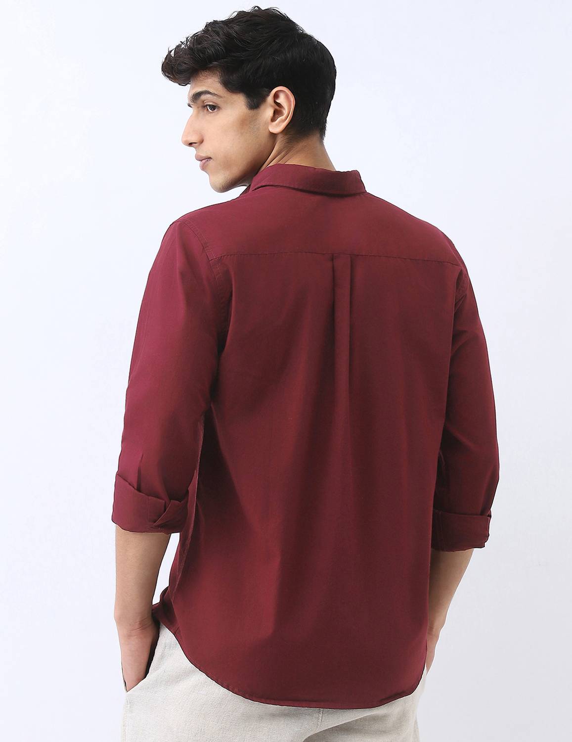 Urbano Fashion Men Maroon Casual Shirt - Image 3