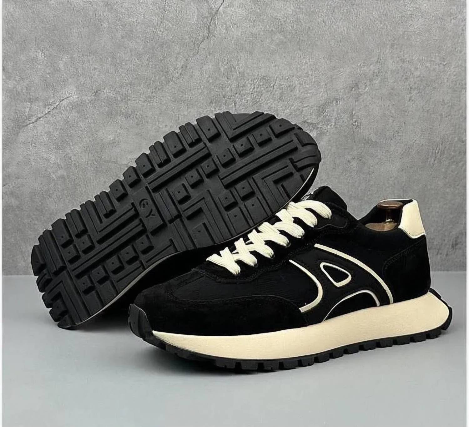 STRANGER BROTHERS Black Sneakers For Men - Image 4