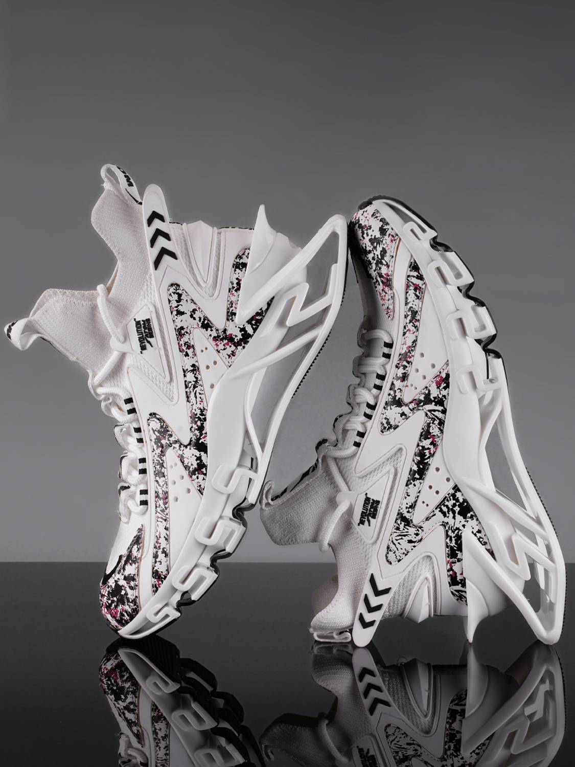 ATOM Multi Print Men's Lace-Up Sneakers - Image 4