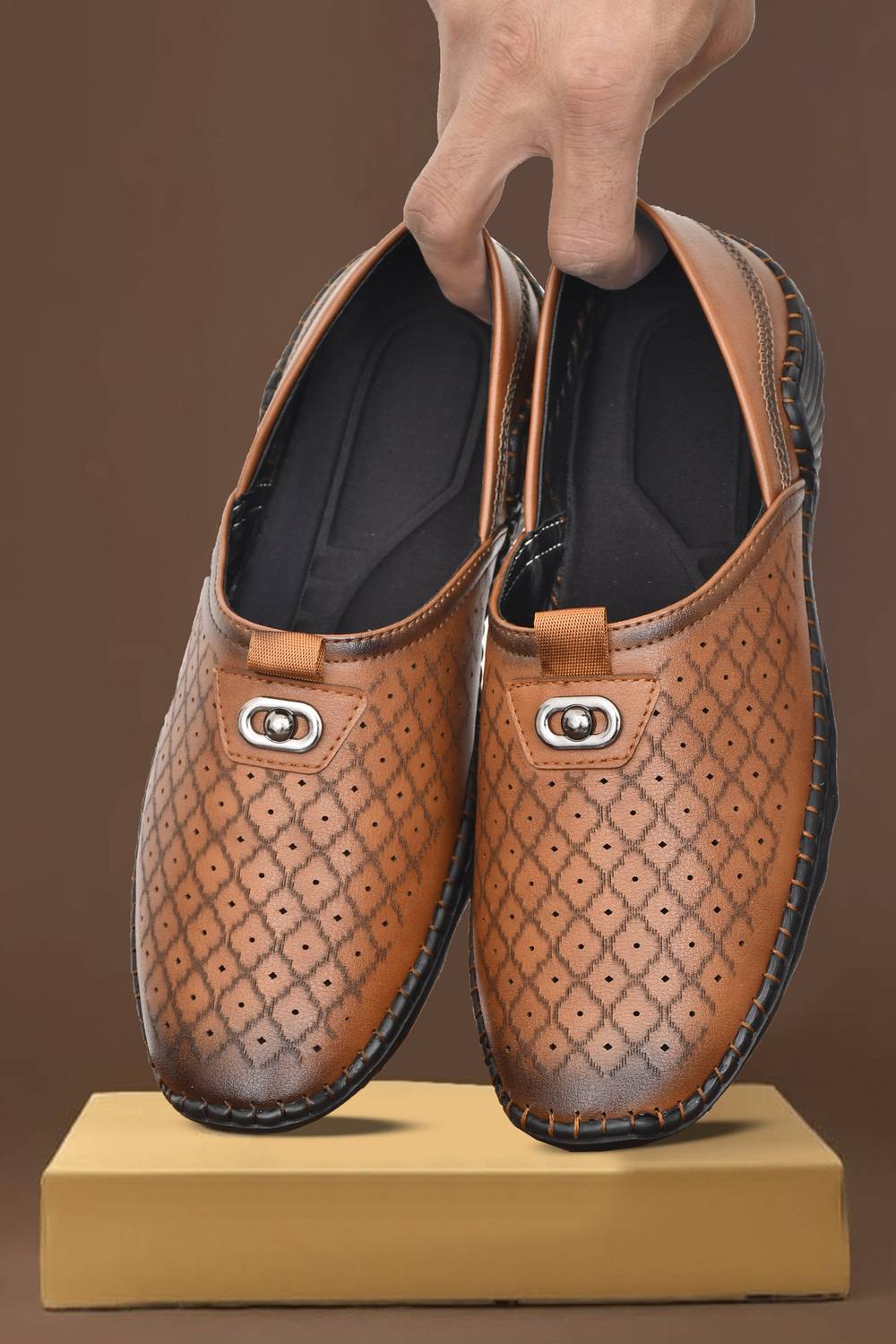 Vask Men's Mocassin - Image 5