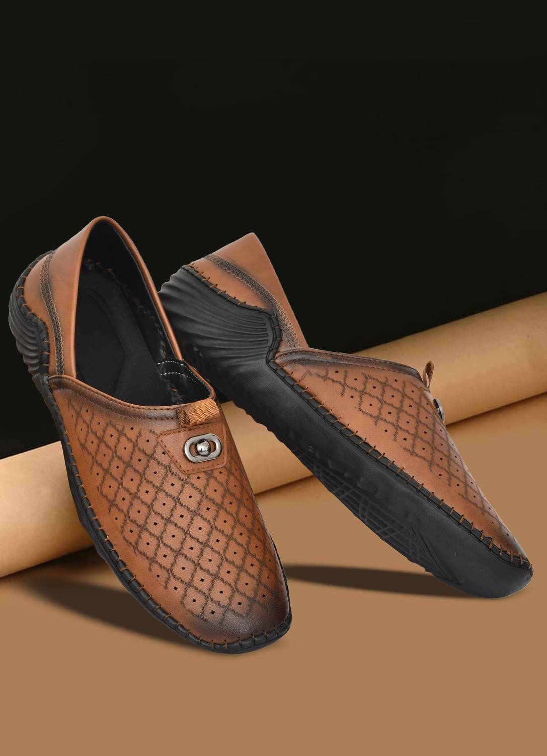 Vask Men's Mocassin - Image 4