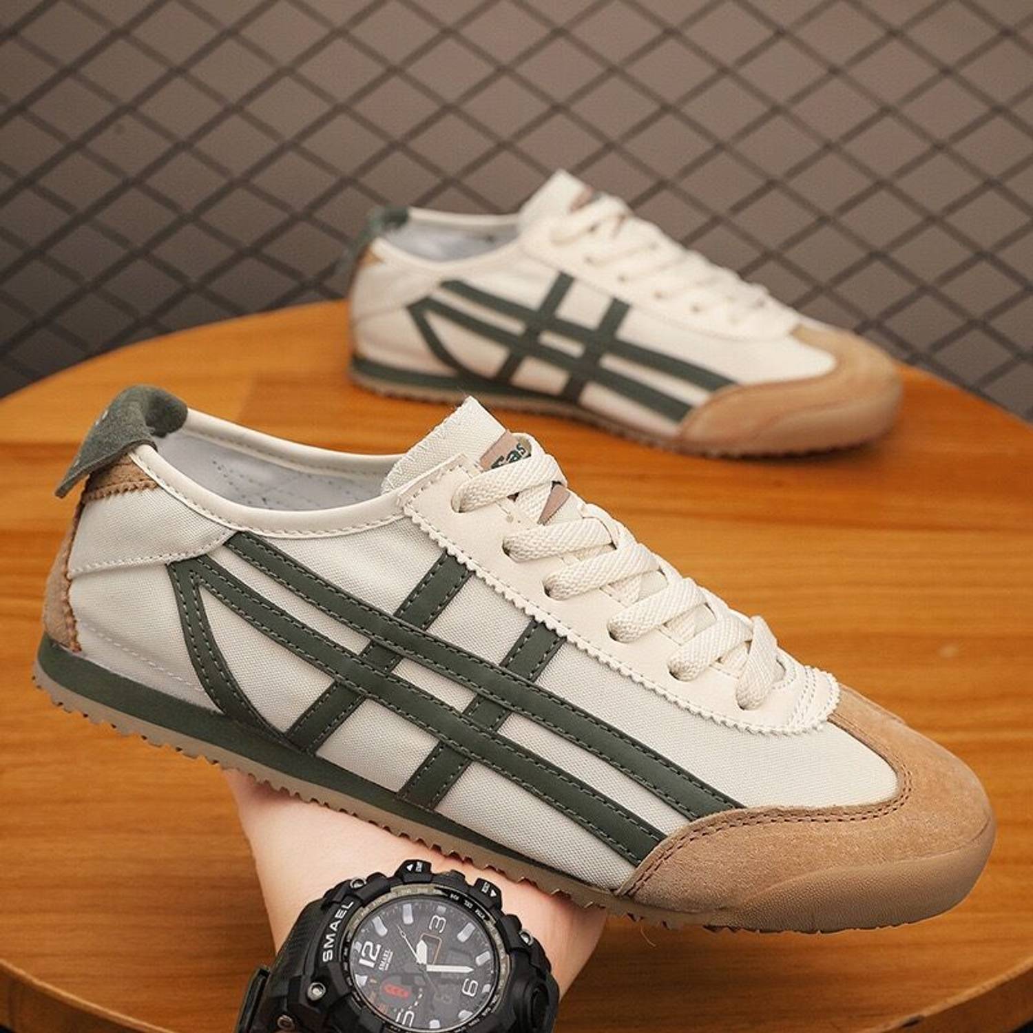 KIRTIXSTEP Men White Green Casual Sneakers - Image 1