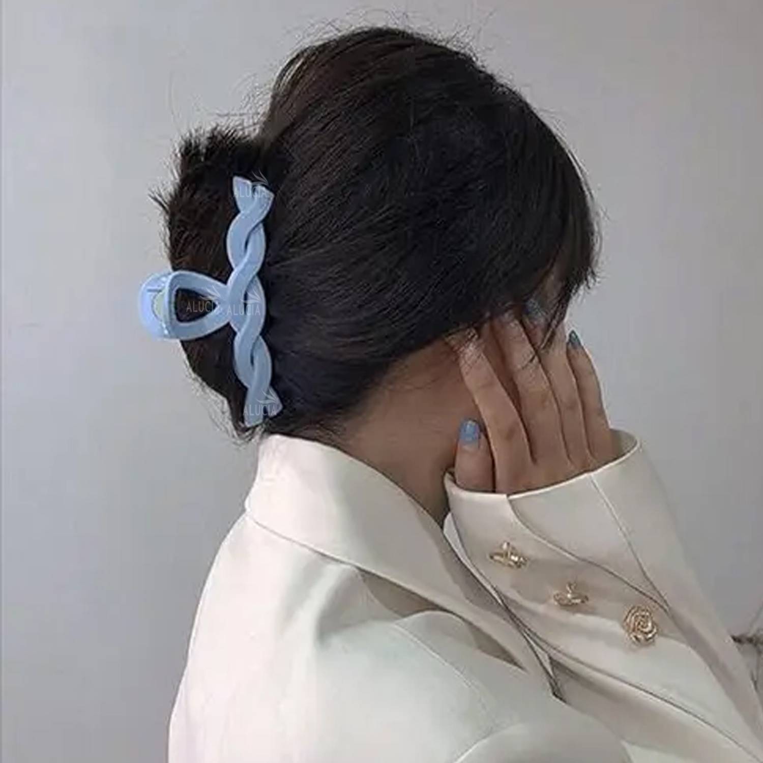 ALUCIA Matte Multi Design Hair Claw Clip Combo - Image 5