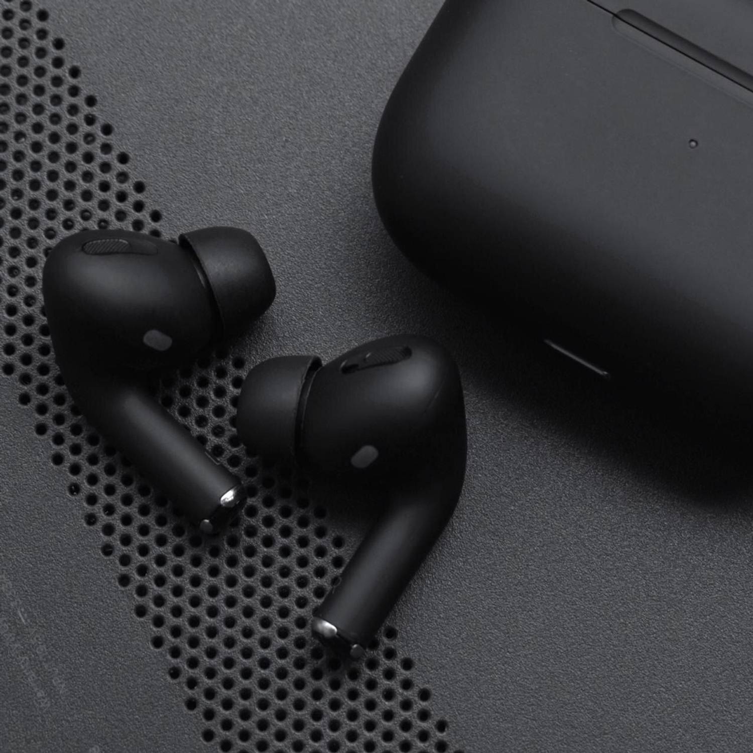 Flozum Airpods Bluetooth Headset - Image 1