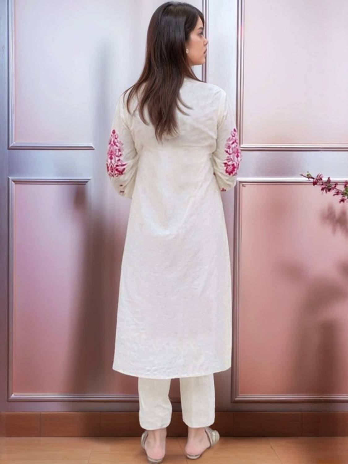 NARI DREAM Embroidered Kurta Set - Image 2