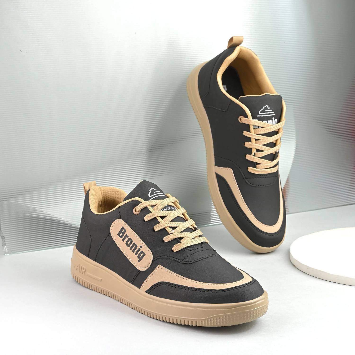 BRONIQ Black Kills Casual Sneakers for Men - Image 1