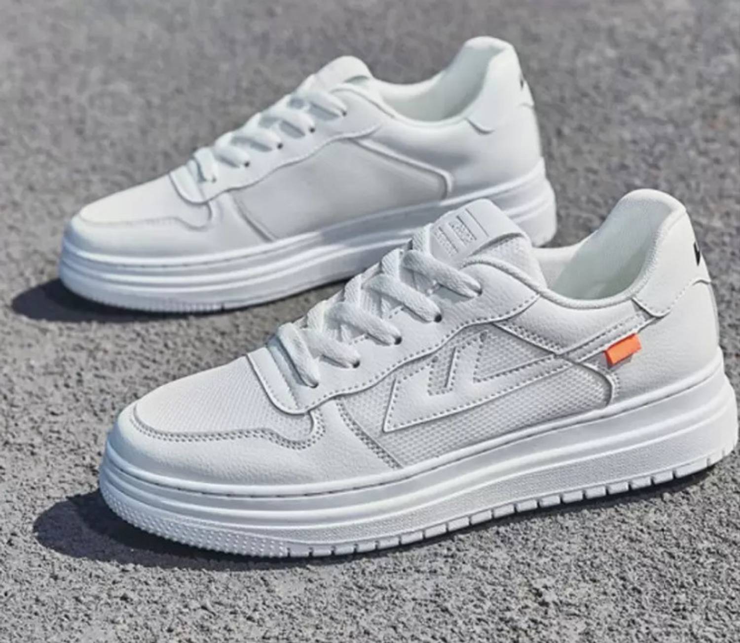 BRANTLEY Widget Casual Sneakers White - Image 1
