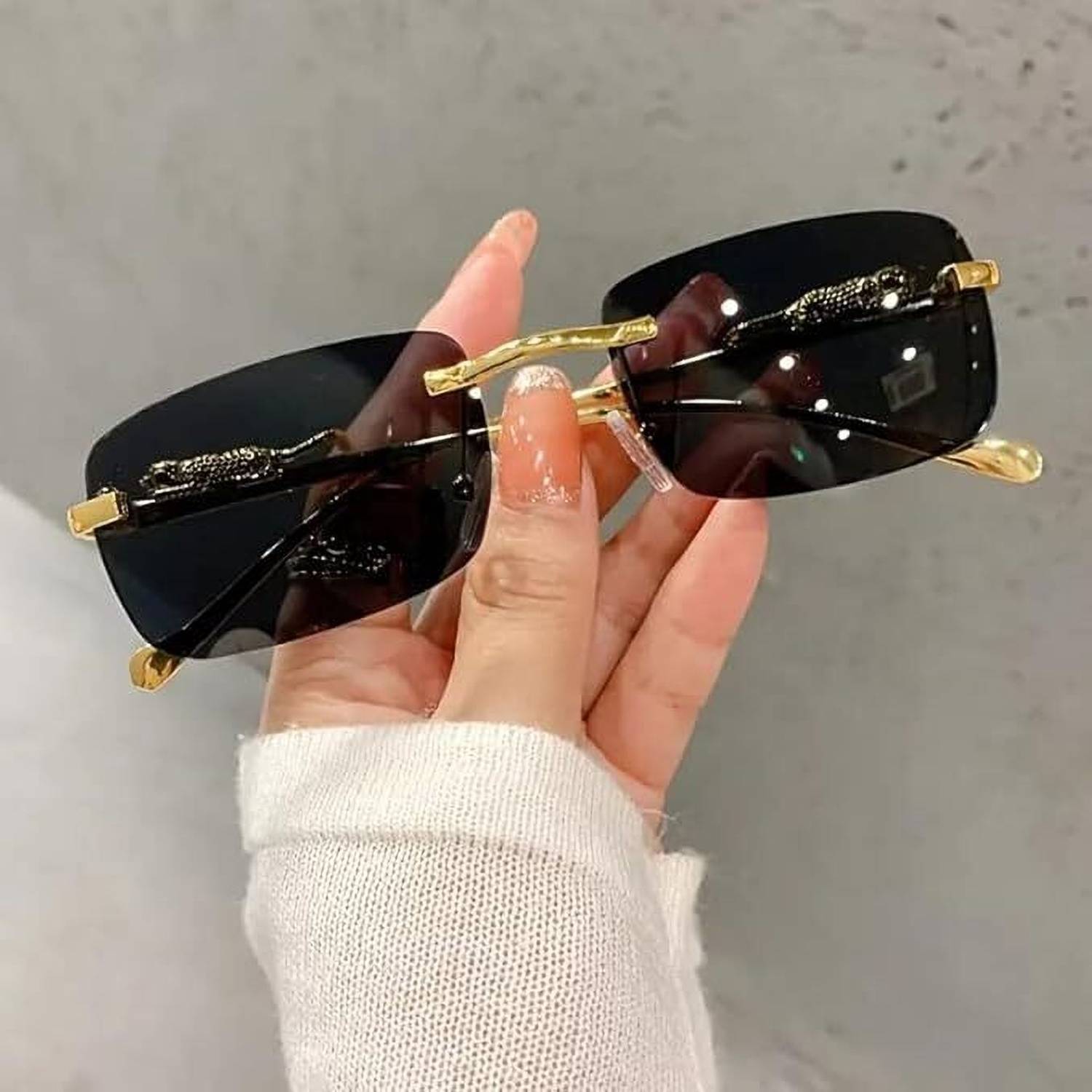 Dannilo Rectangular Sunglasses - Image 1