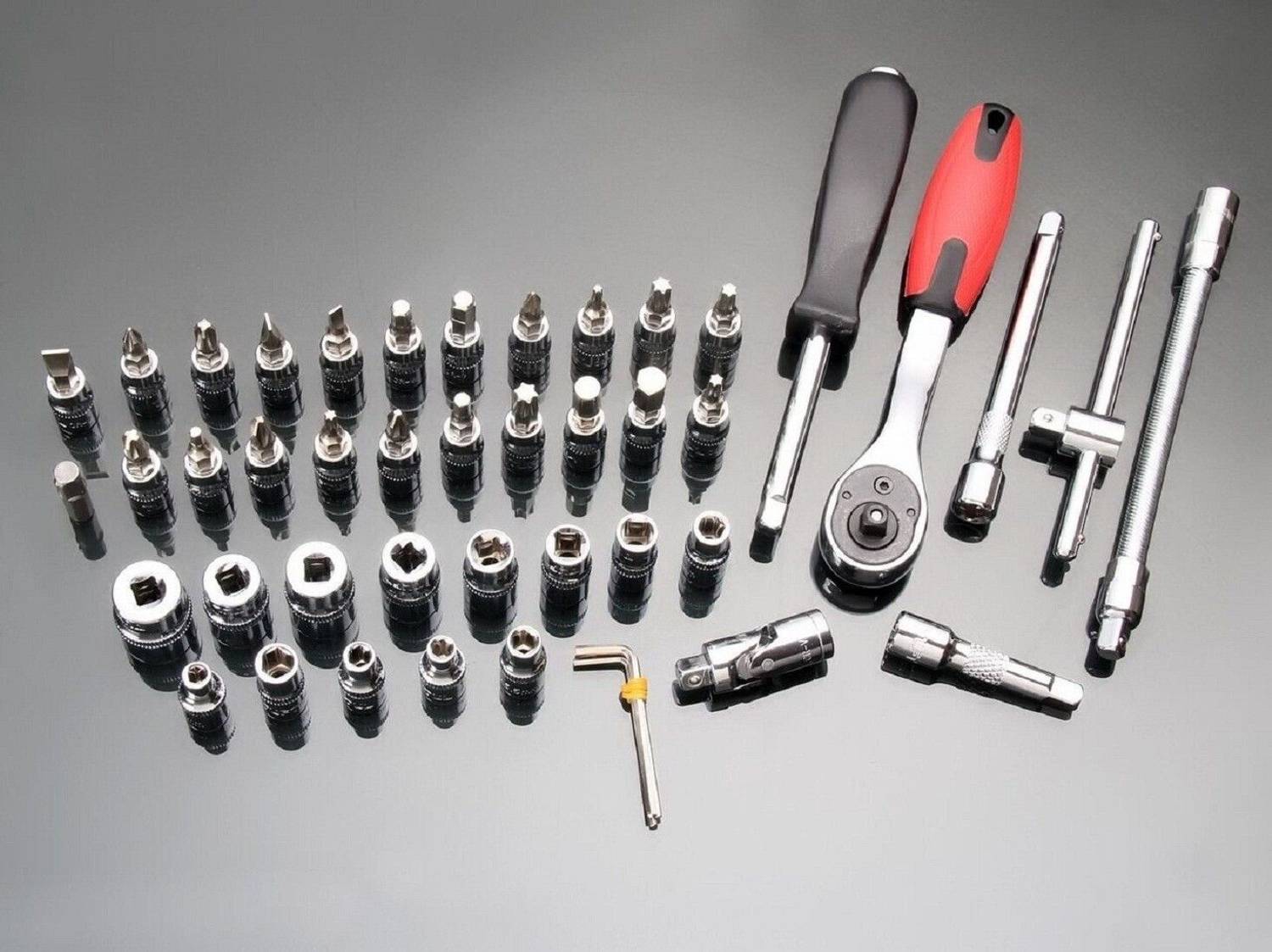 ALAMPAR 46pc Red Socket Set - Image 5