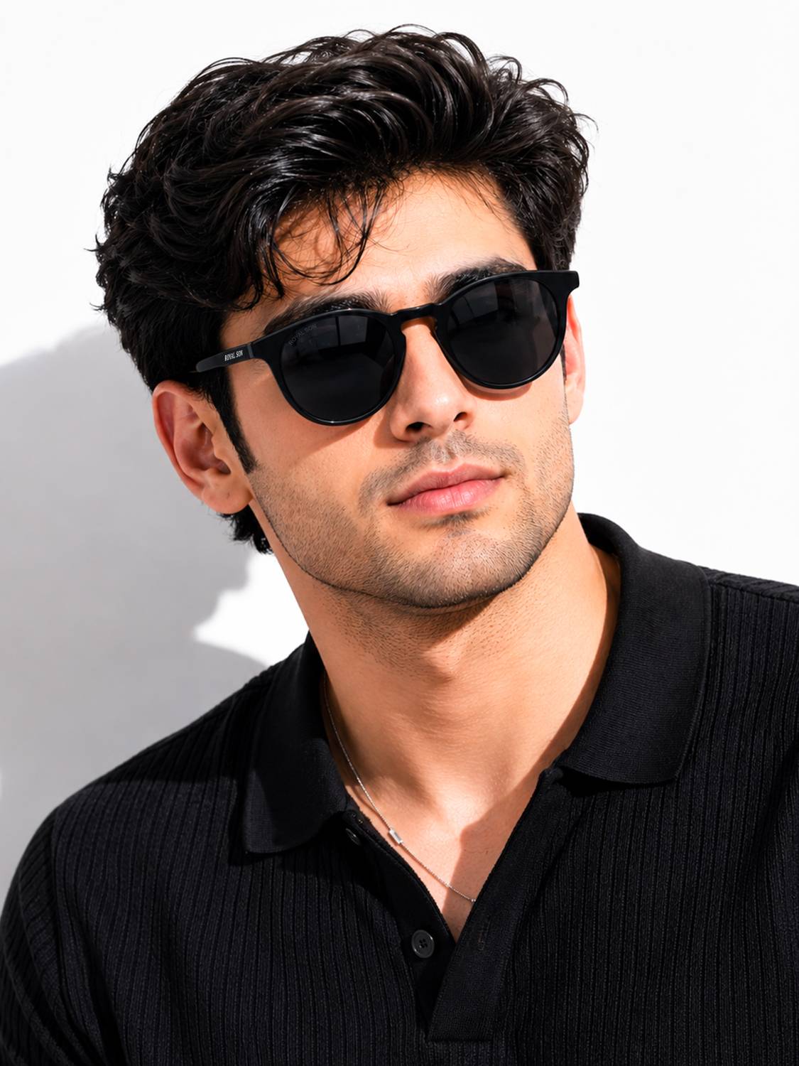 ROYAL SON Round Sunglasses Black - Image 1