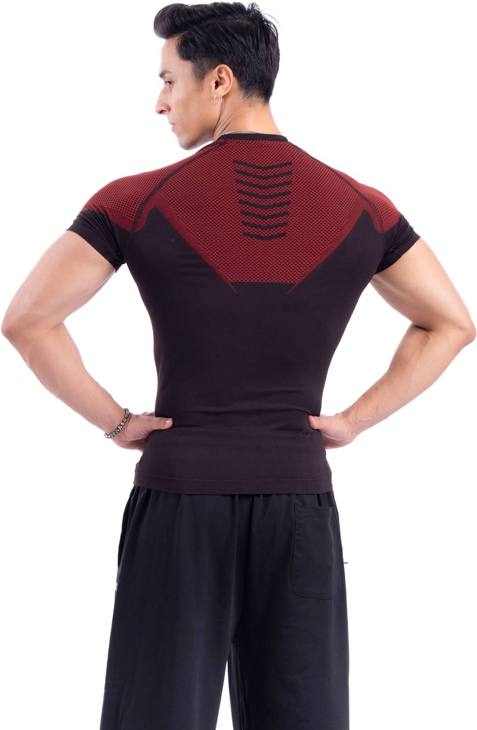 COITONIC Colorblock Men Round Neck Black, Red T-Shirt - Image 2