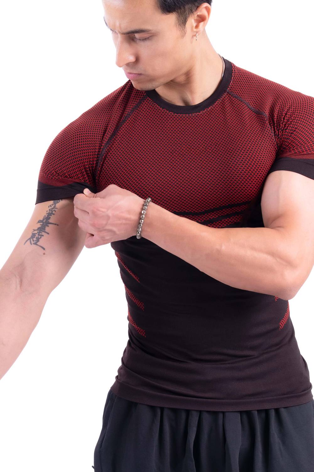 COITONIC Colorblock Men Round Neck Black, Red T-Shirt - Image 5