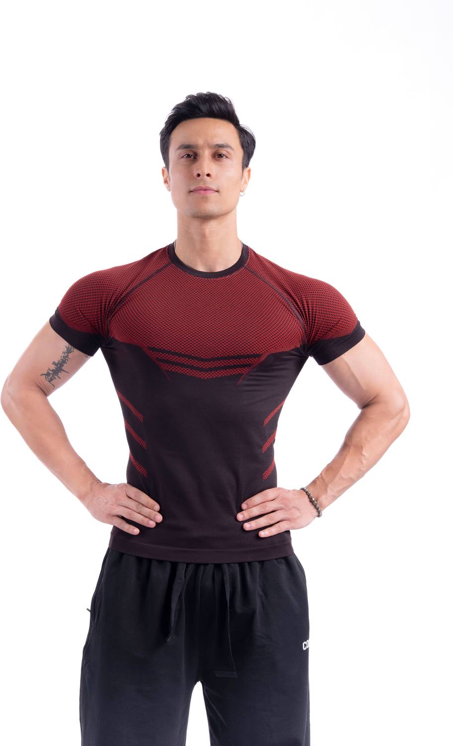 COITONIC Colorblock Men Round Neck Black, Red T-Shirt - Image 1