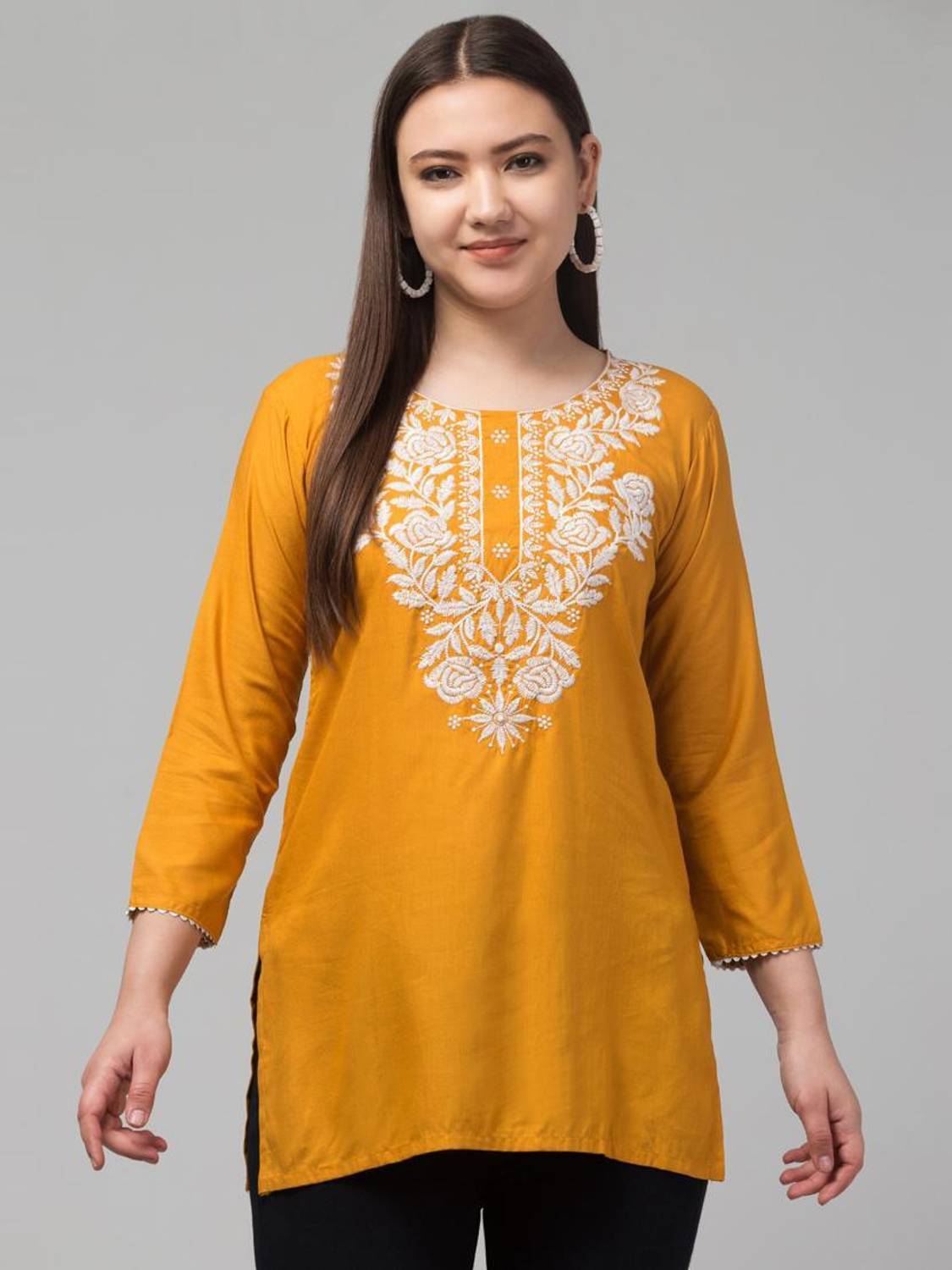 KURTI ROOM Women Embroidered Kurta