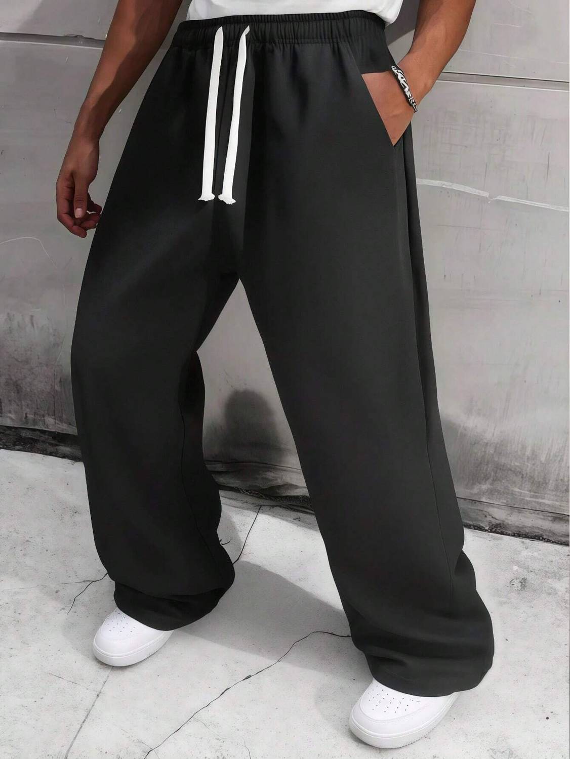dockstreet Solid Men Black Track Pants - Image 1