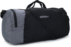 wildcraft duffle bag