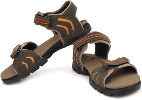 sparx sandals under 700