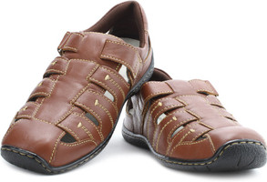hush puppies leather chappals