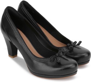 CLARKS Chorus Bombay Black Leather Formal For Women - Buy Black Color CLARKS Chorus Bombay Black Leather Formal Shoes For Women Online at Best - Shop Online for Footwears