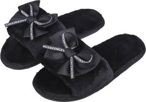 Flipkart hotsell girls slippers