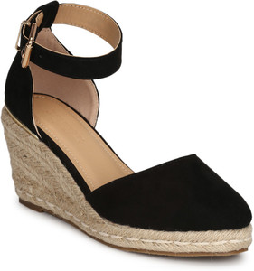 TRUFFLE COLLECTION Women Black Wedges - Buy TRUFFLE COLLECTION Women Black  Wedges Online at Best Price - Shop Online for Footwears in India |  Flipkart.com