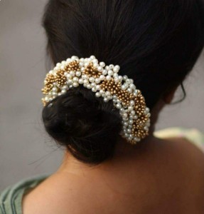 Bueno Golden Beads and Pearl Artificial Hair Gajra For Bun For Wedding Hair  Accessory Set Price in India - Buy Bueno Golden Beads and Pearl Artificial Hair  Gajra For Bun For Wedding