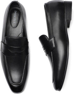 INVICTUS Men Black Solid Loafers