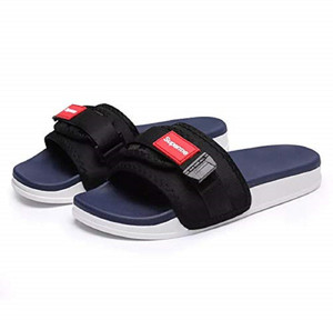 supreme chappal red