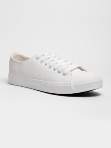 Locomotive shoes flipkart