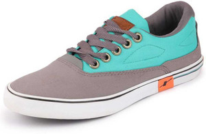 sparx sneakers flipkart