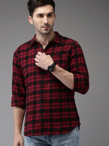 U TURN Men Checkered Casual Black, Red 