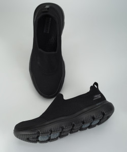 skechers shoes ultra go