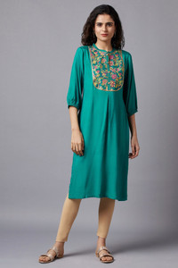 Aurelia Women Embroidered Straight Kurta - Buy Aurelia Women Embroidered Straight Kurta Online