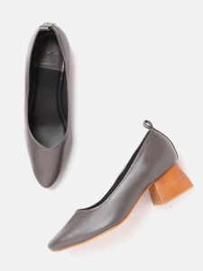Her by invictus shoes clearance