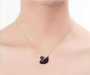 Black shop duck locket