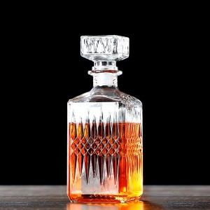 tequila e altro ancora; può contenere fino a 700ml decanter a forma di globo con supporto a culla e coperchio in sughero e vetro; ideale per whisky vodka rum Ckb Ltd® scotch 