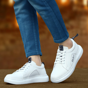 Stylish white casual sale shoes for mens