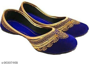 rajwadi mojdi ladies