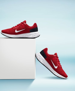 NIKE Revolution 6 Next Nature Road 