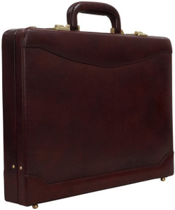 CLUBB Sleek Leather Medium Briefcase