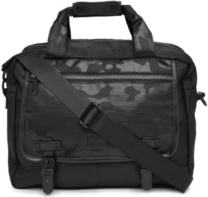 STEVE MADDEN Premium 15.6 L Laptop 